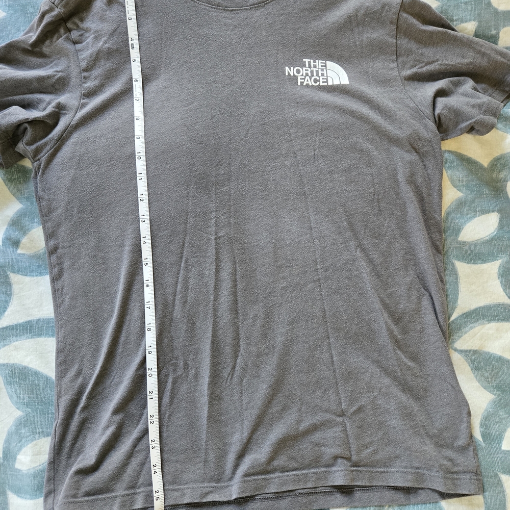 The North Face Men's Grey Logo Tee - Picture 8 of 9